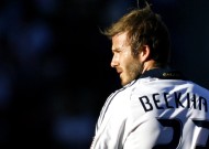 九游体育-浓眉哥强势回归破连败，首秀状态爆棚TL主场沸腾！